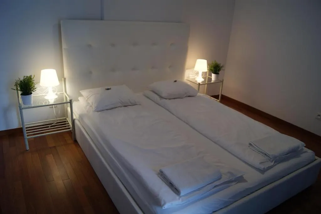 Triton Apartments Warsaw